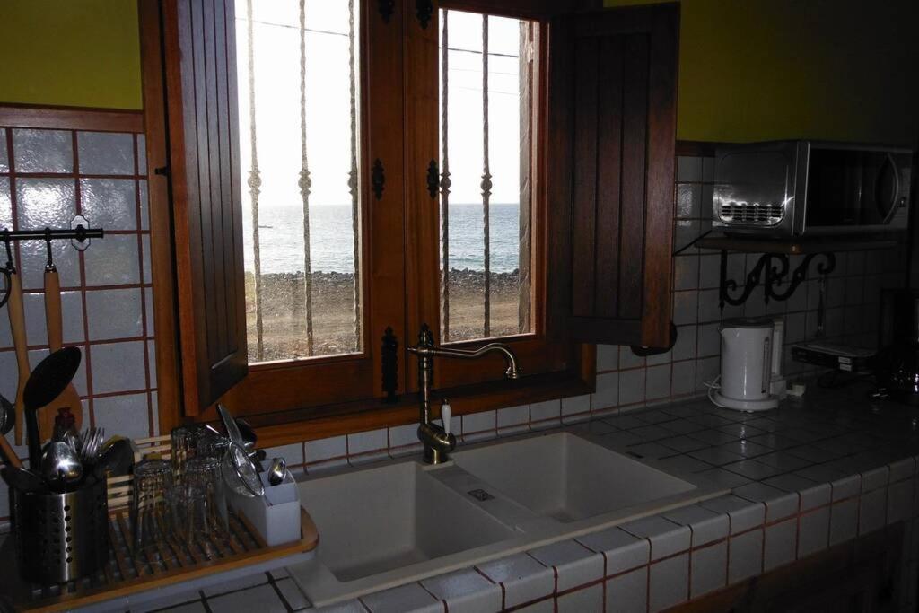 Vila Casa Costera Playa De Tasarte San Nicolás Exteriér fotografie